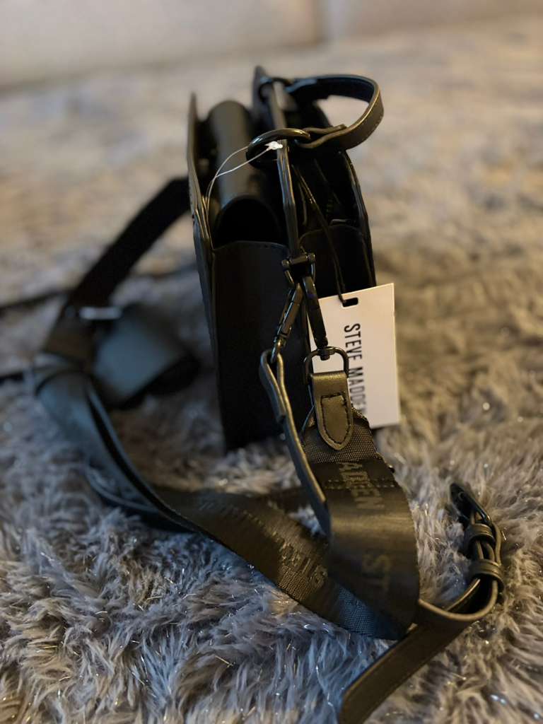 Bolsa Negra cuadrada grande Steve Madden