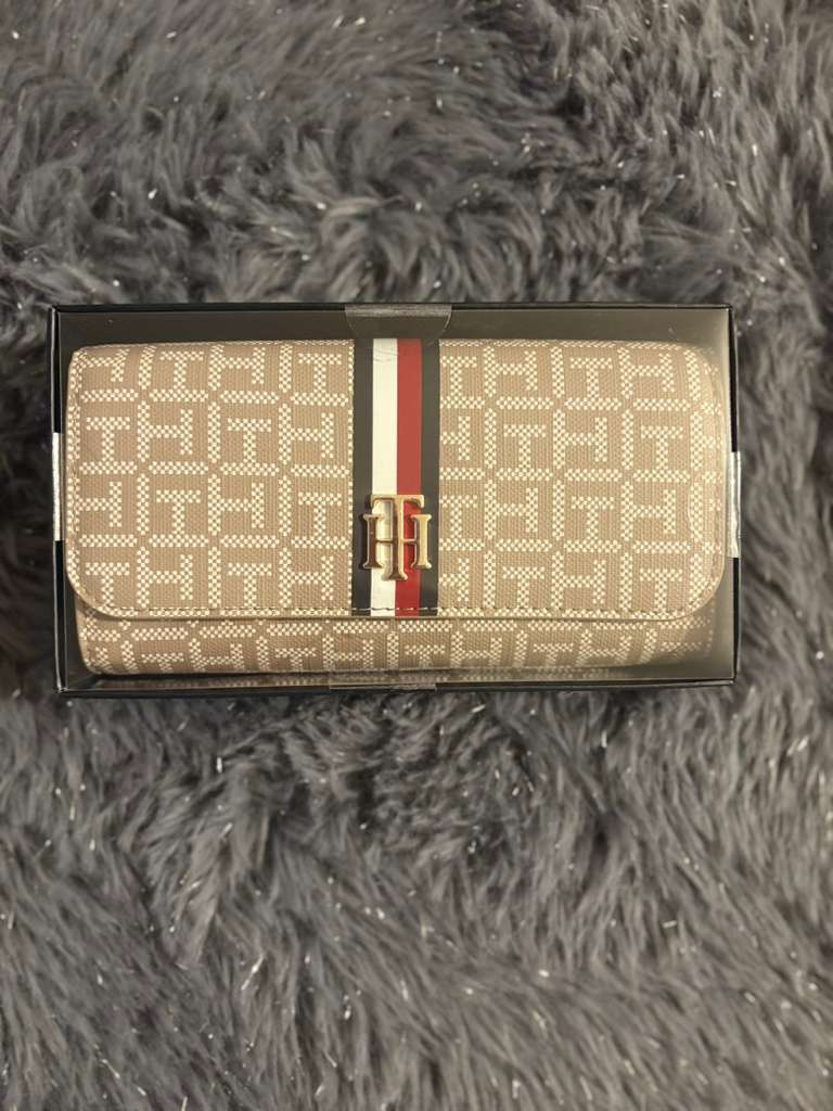 Cartera café Tomy en Caja