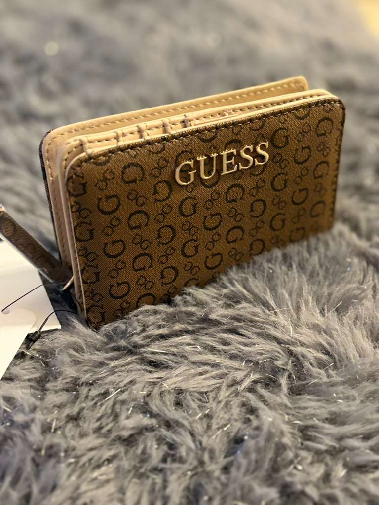 Cartera Guess Café