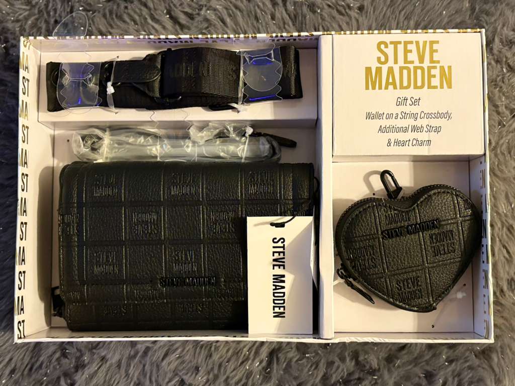 Set de Bolsa y muñequera en caja Steve Madden