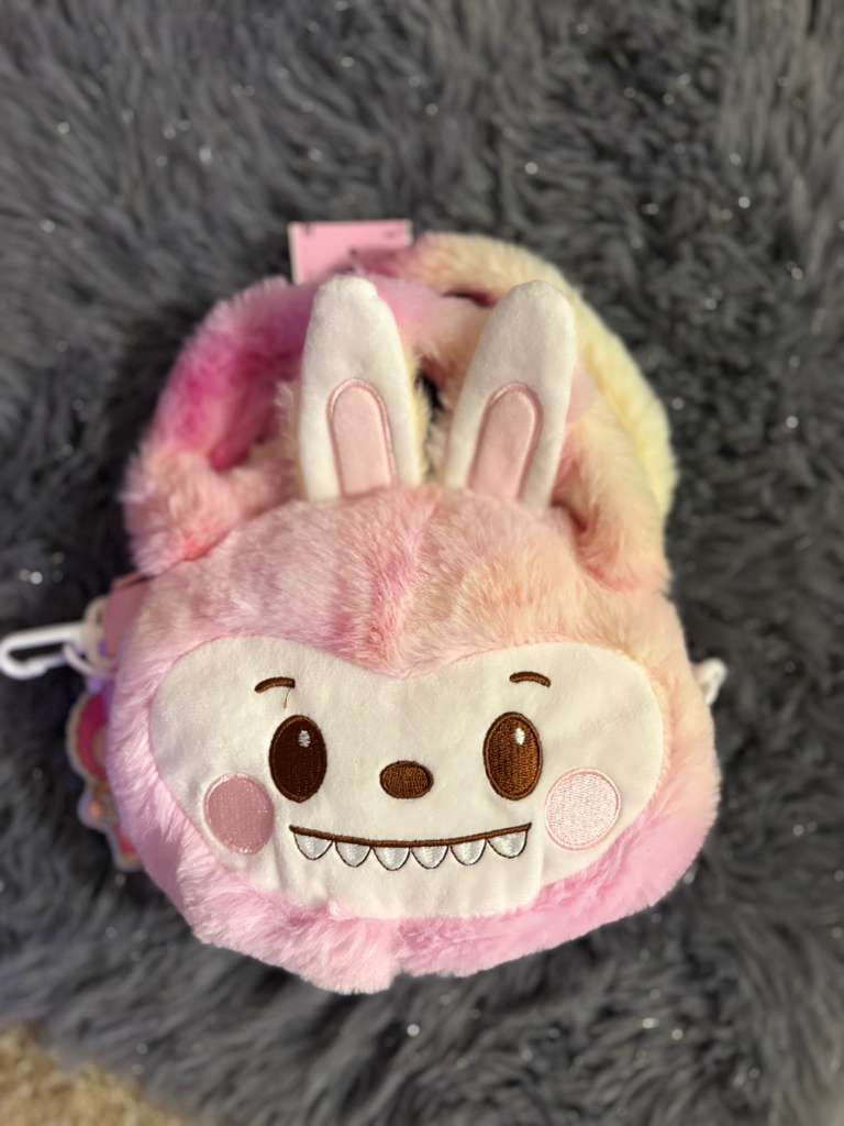 Bolsa peluche labubu rosa