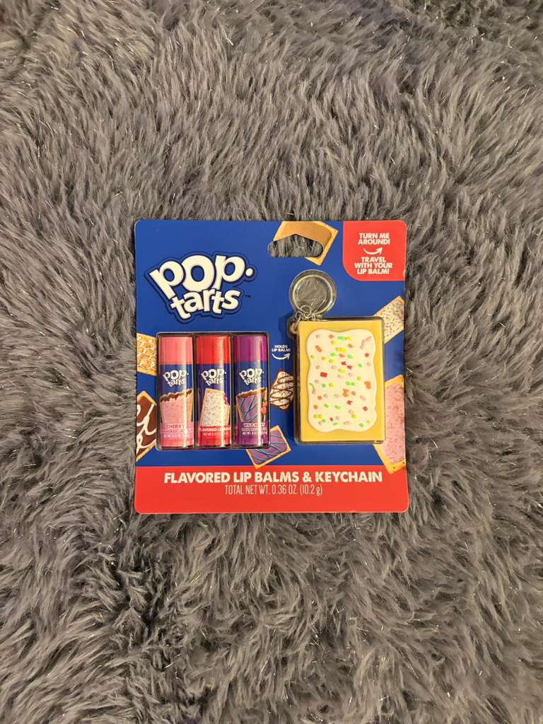 Flavored Lip Balms y llavero panecito